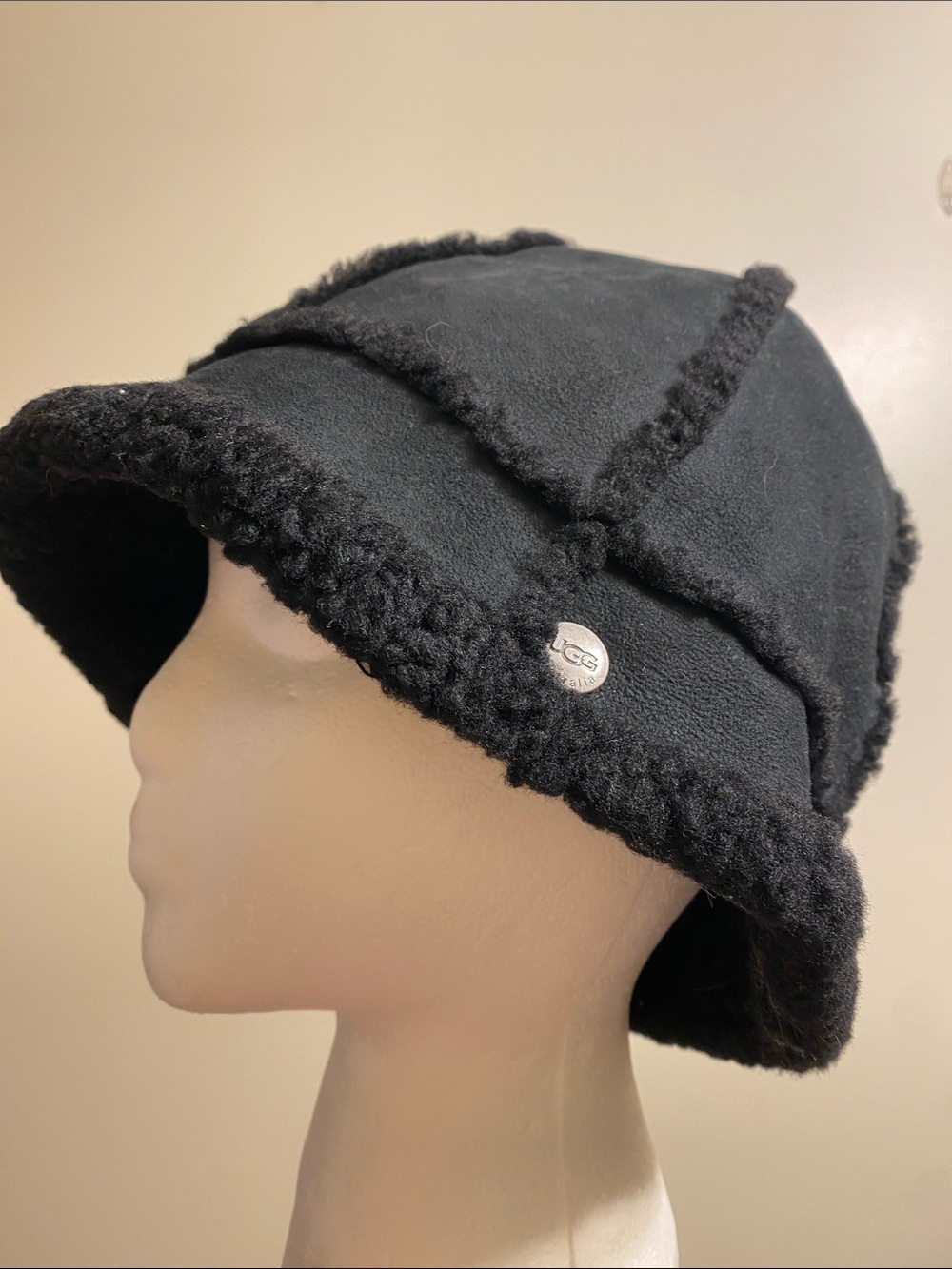 UGG Women's Black Suede Shearling-Trim Bucket Hat